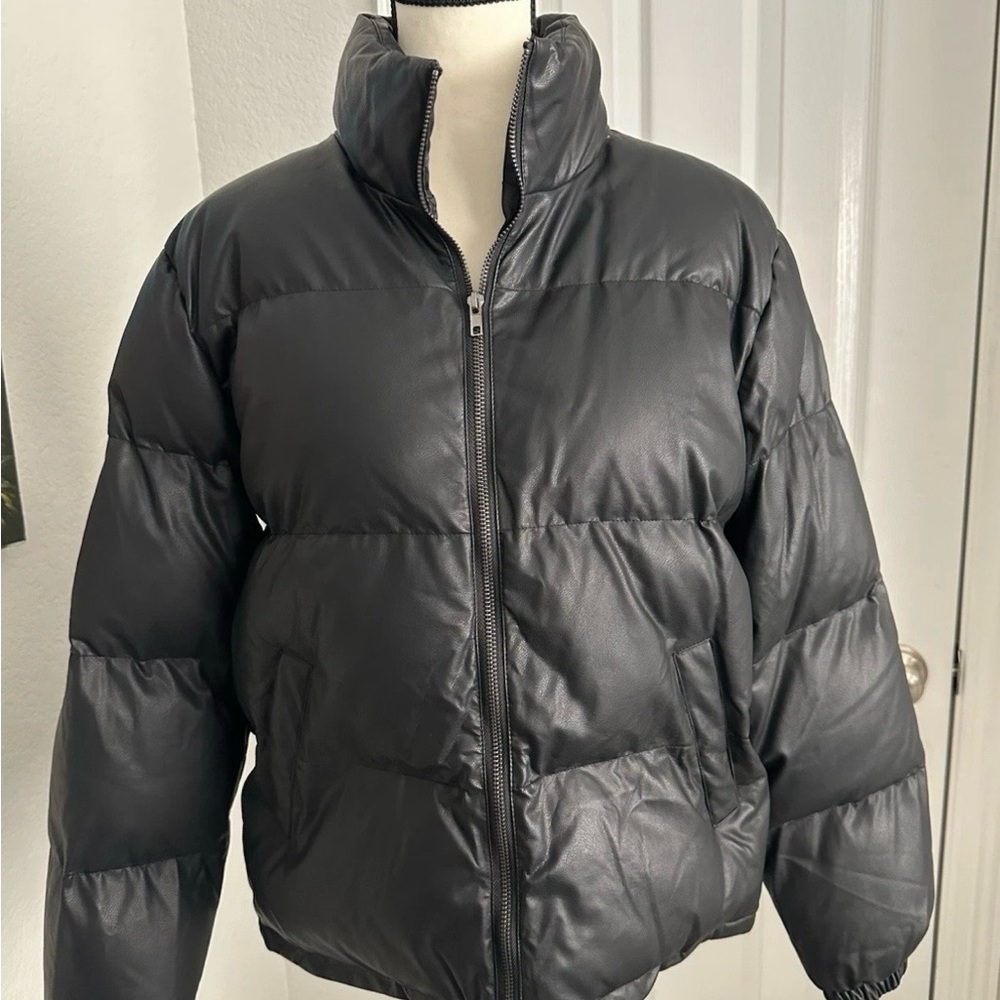 TCEC Faux Leather Puffer Coat Size Medium NWOT